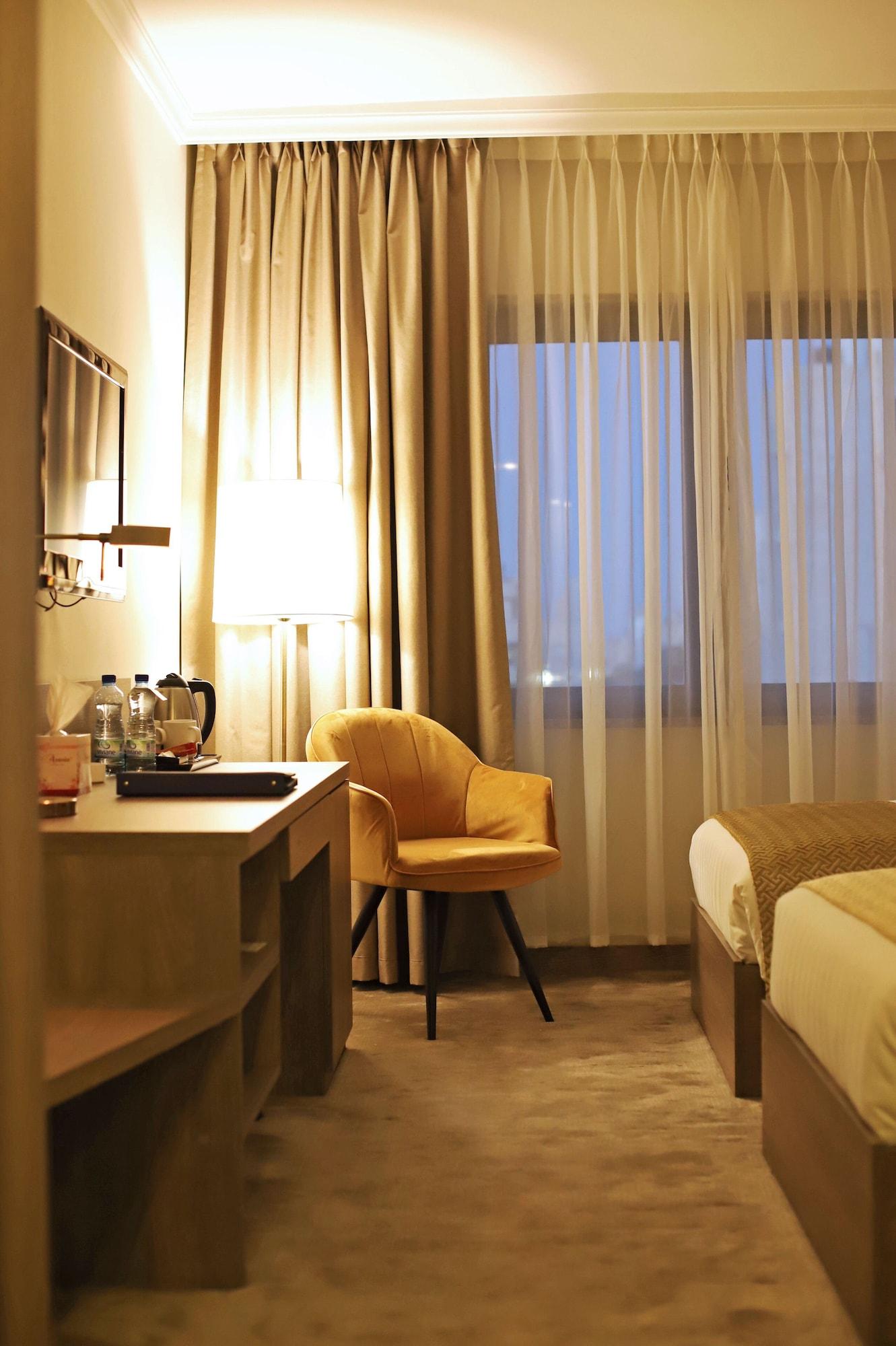 The Sanrock Hotel Amman Exterior photo